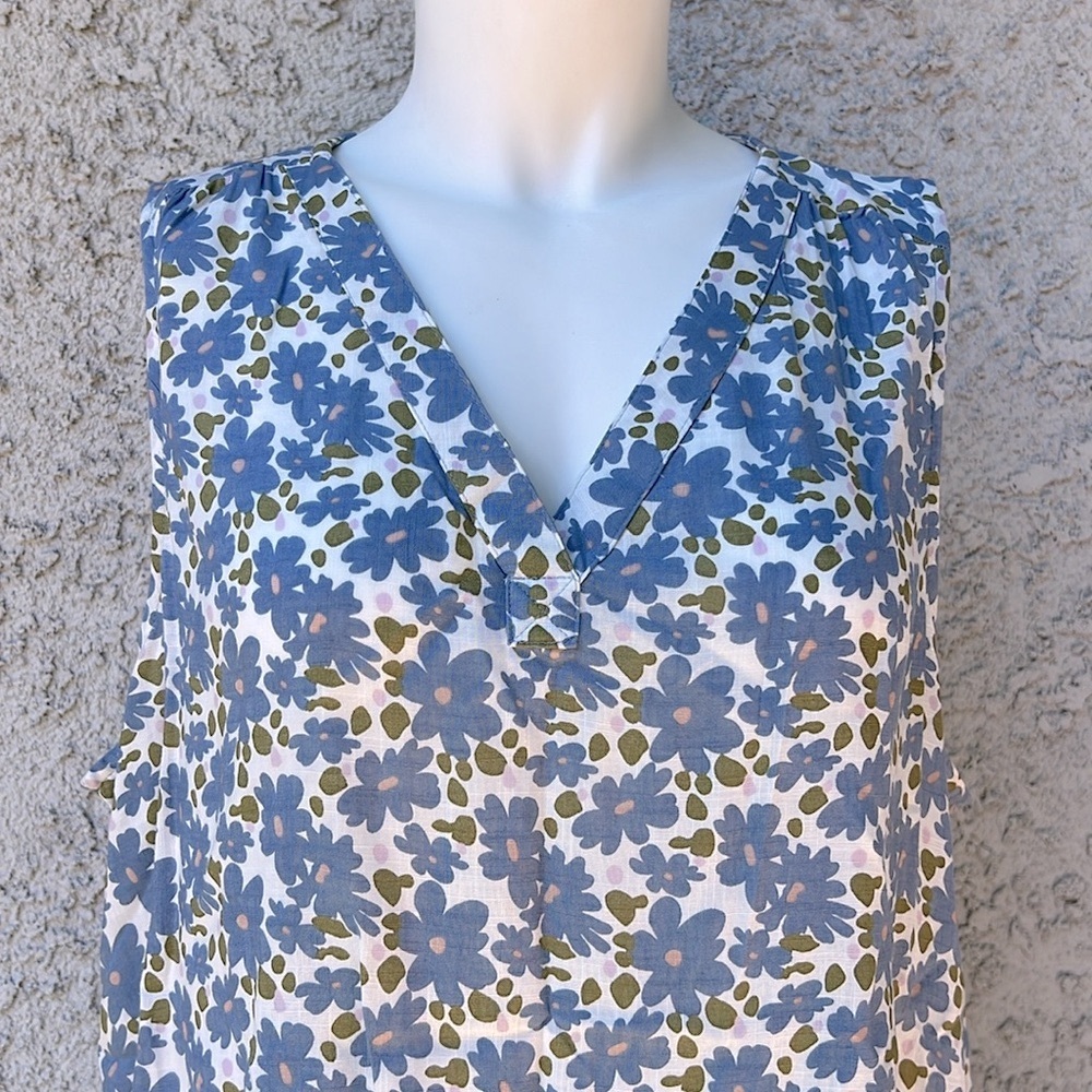 Sonoma Blue and Green Floral Blouse Sleeveless Tank Top Linen Feel Lightweight